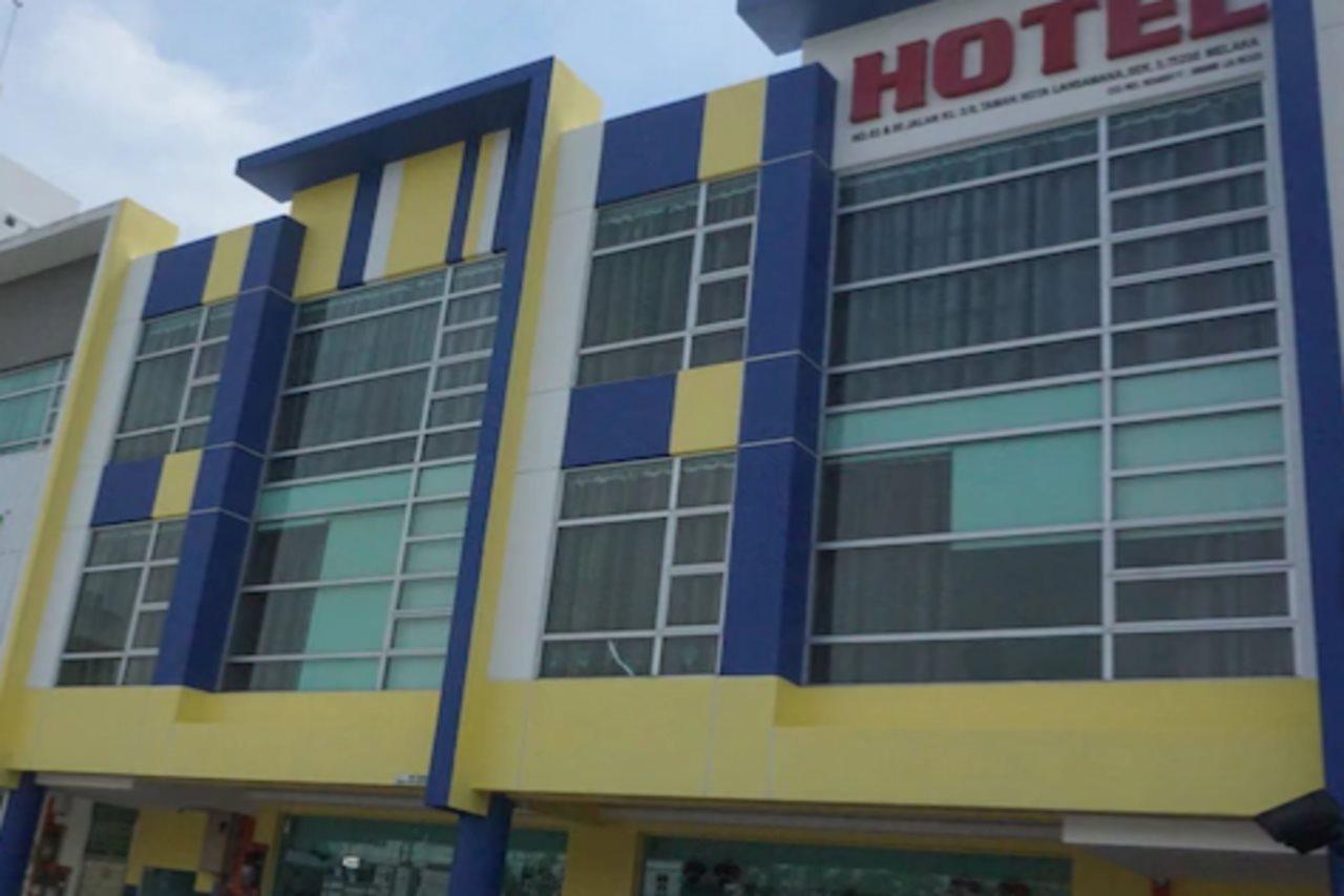 Sun Inns Hotel Laksamana Malacca Exterior foto